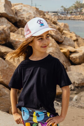 Šiltovka SURF